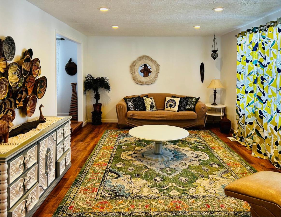 Experience Nirvana With Artwork Collections From Around The Globe Located In Lakewood Neighborhood In Se Boise Next To A Park, Minutes From Bown Crossing And The Boise River, 10 Minutes To Downtown, 4 Beds, Sleeps 8, Pets Welcome In Large Fenced In Y Exterior photo