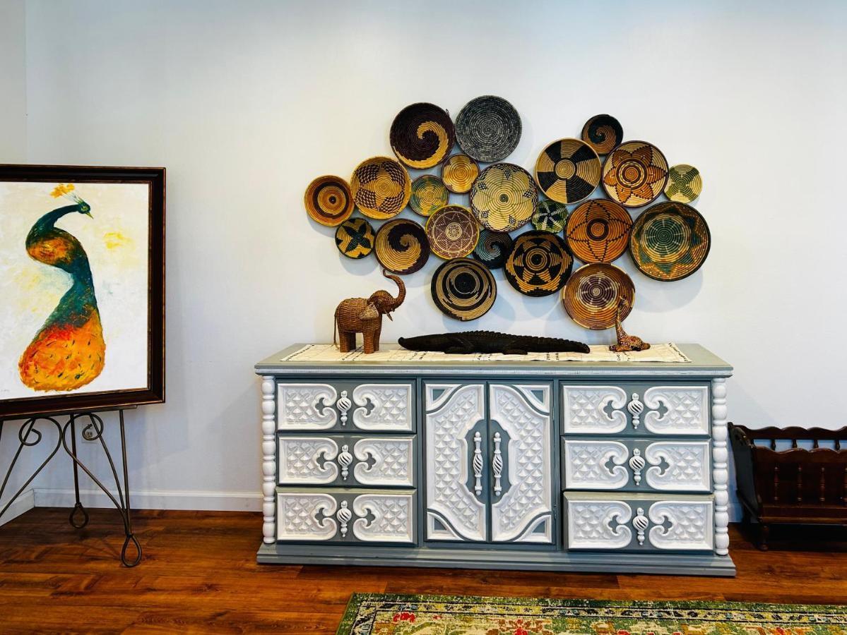 Experience Nirvana With Artwork Collections From Around The Globe Located In Lakewood Neighborhood In Se Boise Next To A Park, Minutes From Bown Crossing And The Boise River, 10 Minutes To Downtown, 4 Beds, Sleeps 8, Pets Welcome In Large Fenced In Y Exterior photo