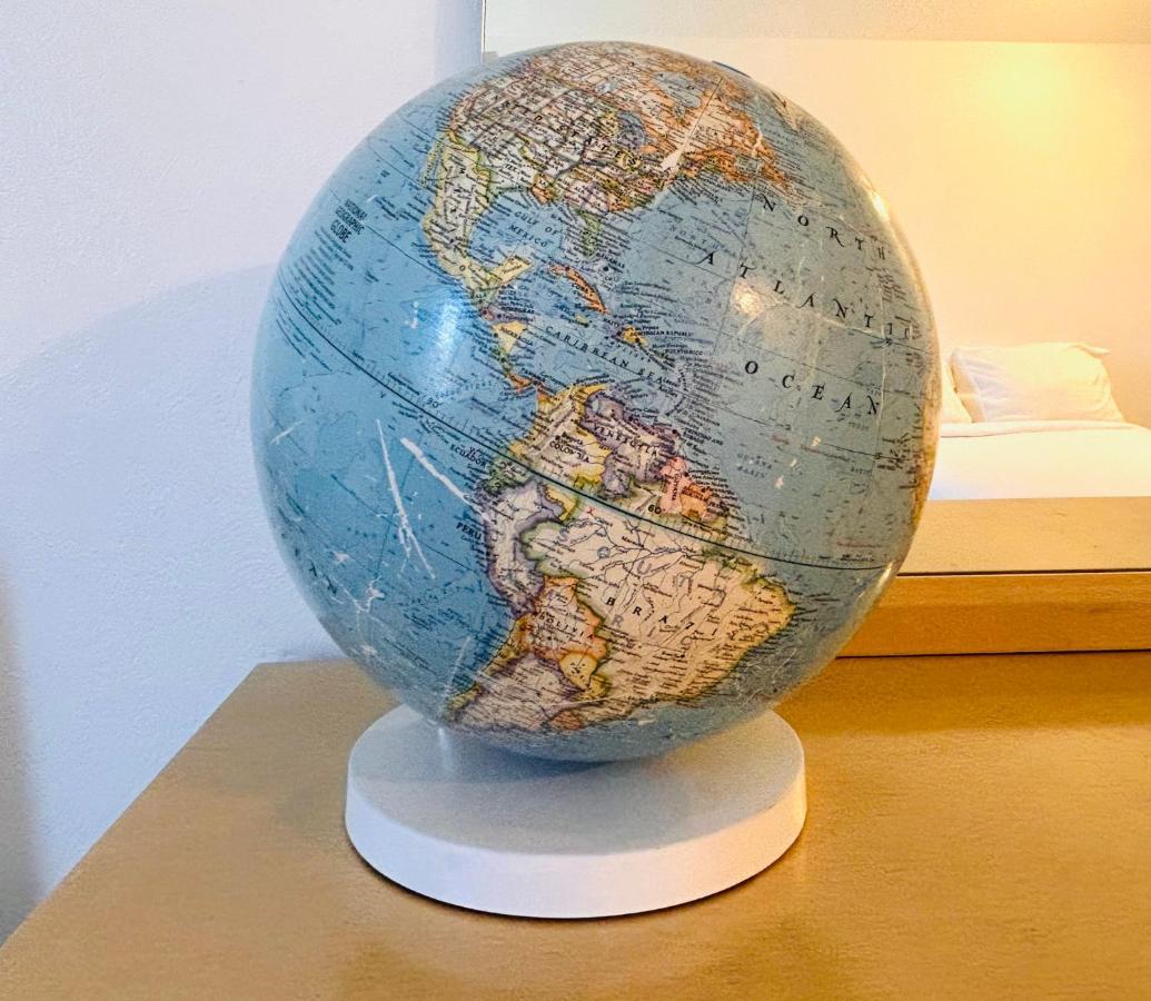 Experience Nirvana With Artwork Collections From Around The Globe Located In Lakewood Neighborhood In Se Boise Next To A Park, Minutes From Bown Crossing And The Boise River, 10 Minutes To Downtown, 4 Beds, Sleeps 8, Pets Welcome In Large Fenced In Y Exterior photo